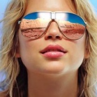 Дешевые солнцезащитные очки или их отсутствие – главная причина катаракты